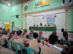 Tingkatkan Literasi Pelajar, PWI Pringsewu Gelar Diklat Dasar Jurnalistik di MAN 1