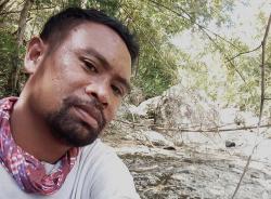 Sengatan Lebah dan Quinbi: Sepenggal Lakon dari Belantara Jaran Pusang