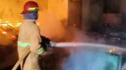Diduga Korsleting Listrik, Empat Rumah di Blora Ludes Terbakar Dini Hari