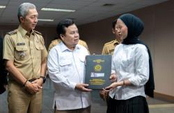DPRD Kota Bogor Kawal Program Tebus Ijazah, 988 Lulusan SMA-SMK dan MA Terima Bantuan