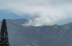 Kebakaran Gunung Butak Meluas, Water Bombing Dikerahkan ke Pujon Malang
