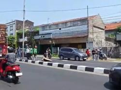 Laka Maut di Jalan Raya Johar Karawang, Dua Pelajar SMP Tewas
