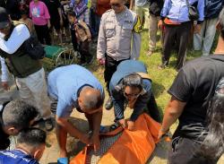 Motor Tertemper KA Tawang Alun di Bayeman, Pengendara Meninggal Dunia