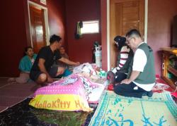 Dua Tahun Terbaring Lumpuh TB Tulang, Remaja Asal Cidaun Dievakuasi ke RSUD Syamsudin Sukabumi