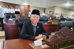 Abu Vulkanik Anak Gunung Krakatau Selimuti Tangsel, Gubernur Andrasoni Diminta Pertimbangkan PJJ