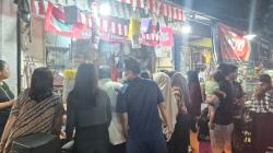 Abu Vulkanik Anak Krakatau Menyebar, Warga Tangerang Berburu Beli Masker