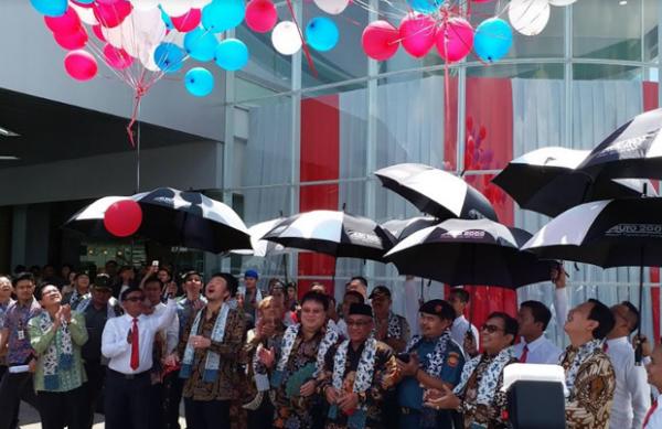 Auto2000 Depok