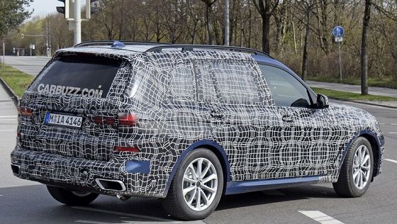 BMW X7