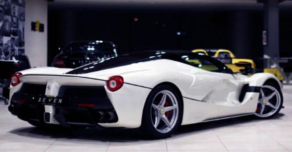 LaFerrari Aperta