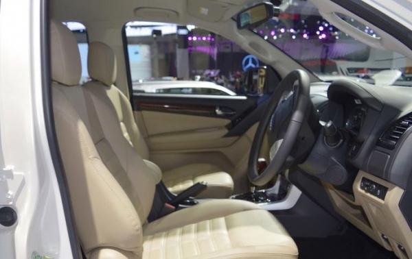 Isuzu MU-X 60th