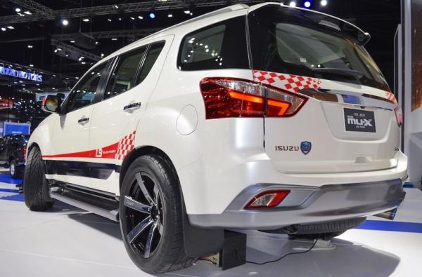 Isuzu MU-X 60th