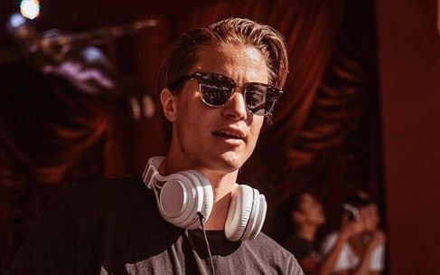 Harga tiket konser Kygo di Jakarta, DJ asal Norwegia Kygo (Foto: Instagram/Kygo) Harga tiket konser Kygo di Jakarta, DJ asal Norwegia Kygo (Foto: Instagram/Kygo)