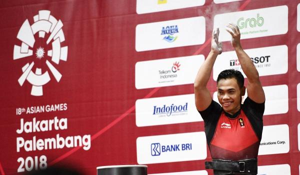Atlet angkat besi Indonesia, Eko Yuli, tubuhnya lebih berbentuk berkat olahraga yang dia geluti. (Foto: REUTERS/Edgard Garrido)