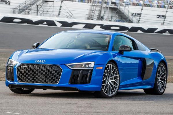 audi R8
