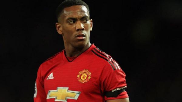 Duo Manchester United Marcus Rashford (kiri) dan Anthony Martial merayakan gol mereka ke gawang Brighton and Hove Albion 3-1 pada pekan ke-12 Premier League di Old Trafford, Minggu (10/11/2019) malam WIB.  (Foto: Premier League)