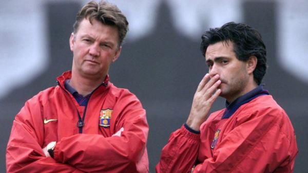 Mantan Pelatih Ajax Era 90-an, Louis van Gaal (foto: publimetro)