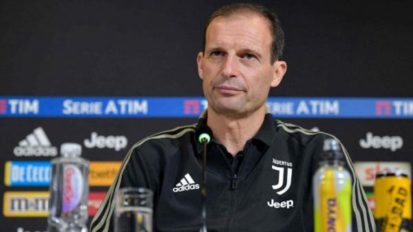 Allegri Pelatih AC Milan Massimiliano Allegri. (Foto: AFP)