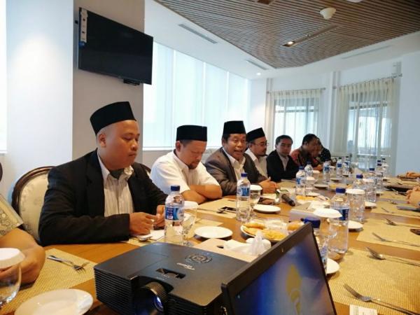 Pengurus Besar Nahdlatul Ulama (PBNU) berkunjung ke redaksi MNC Media, iNews Tower, Jakarta, Selasa (19/2/2019). (Foto: iNews.id/Masirom)