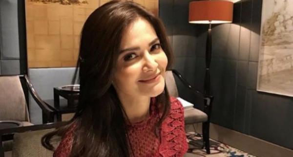 Cut Tari, artis cantik yang terkena skandal di puncak karier. (Foto: IG)