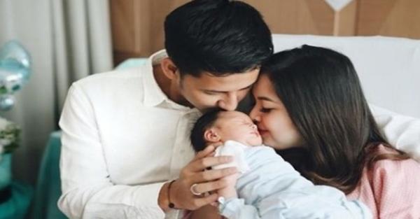 Tasya 1 Artis cilik era 1990-an kini memiliki anak yang menggemaskan. (Foto: Instagram)