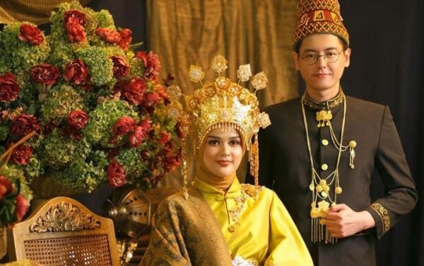 Artis Pria Indonesia Memutuskan Jadi Mualaf. (Foto: Instagram)
