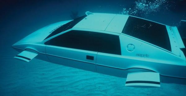 Mobil Kapal Selam James Bond Lotus Espirt. (Foto: Carscoops)