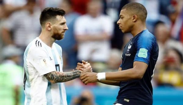 Messi Mbappe