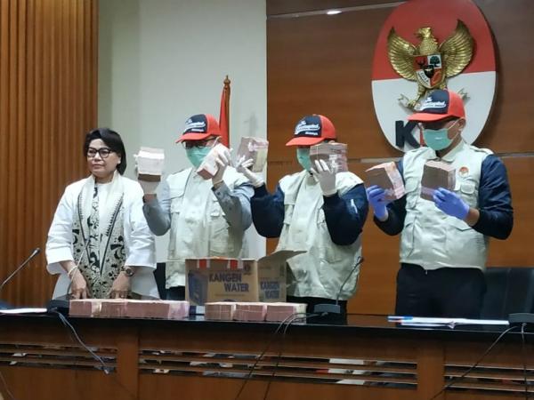 KPK merilis hasil operasi tangkap tangan korupsi proyek infrastruktur di Kabupaten Mesuji. (Foto: iNews.id/Ilma de Sabrina)