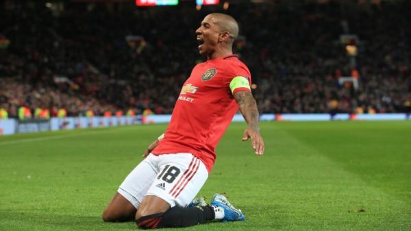 Ashley Young Pemain Manchester United Ashley Young. (Foto: AFP)