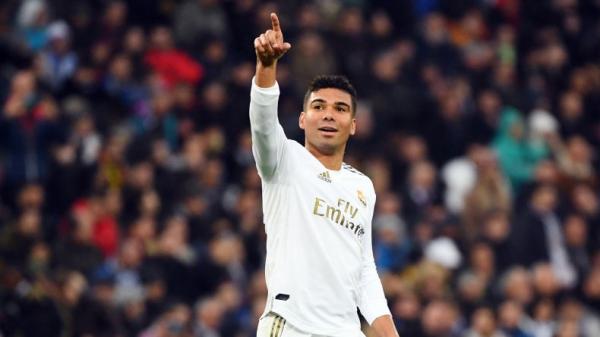 Casemiro Peman Real Madrid Casemiro merayakan golnya saat mengalahkan Sevilla 2-1 di Santiago Bernabeu, Sabtu (19/1/2020). (Foto: AFP)