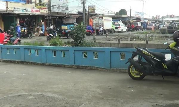 Lokasi pekelahian siswi SMK di Depok, Rabu (22/1/2020) (Foto: iNews/Iyung Rizki)