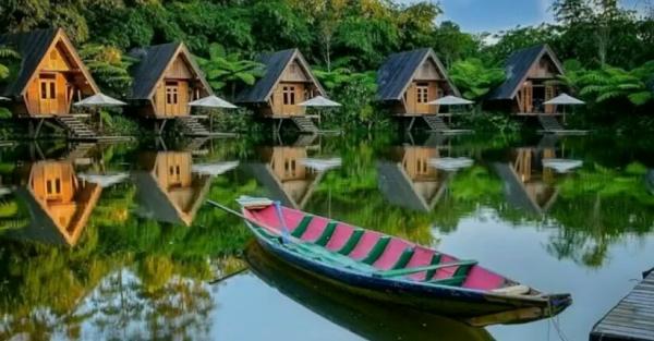 Dusun Bambu Jadi Wisata Eksotis di Bandung, Unik Ada Restoran Mirip Sarang Burung