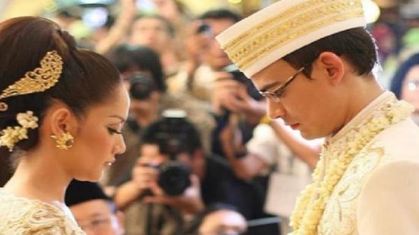 Pernikahan Artis Disiarkan Live di TV. (foto: Instagram)