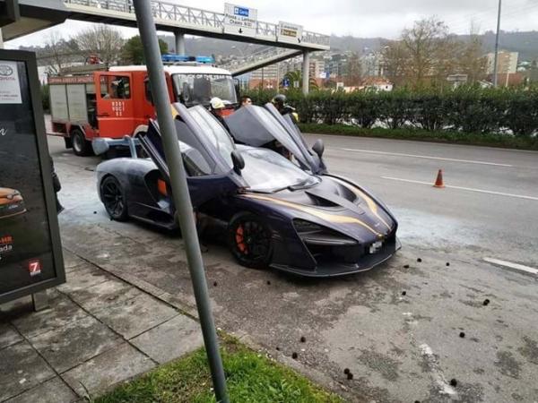 2 Mclaren Senna 1 (Foto: Facebook @Paulo Alexandr/CM Jornal/Carscoops)