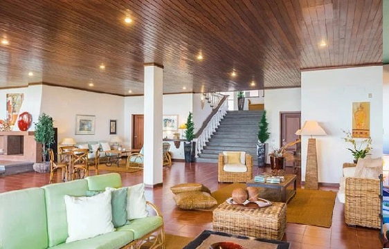 Villa Sewaan Ronaldo Villa Sewaan Ronaldo di Portugal (foto: AirBnB)