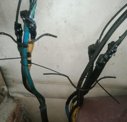 kabel kobong Kabel yang terbakar. (Foto: Istimewa).