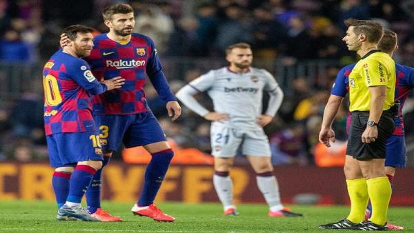 Messi dan Pique Gerard Pique dan Lionel Messi (foto: forbes)