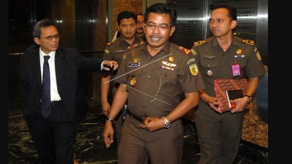Setia Untung Arimuladi Setia Untung Arimuladi saat menjabat Kajari Jakarta Selatan. Untung diangkat sebagai wakil jaksa agung, Rabu (29/4/2020). (Foto: dok. Antara).