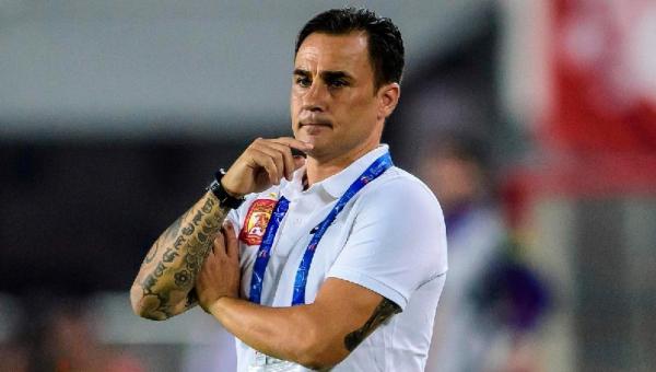 Pelatih Guangzhou Evergrande, Fabio Cannavaro (foto: The National)
