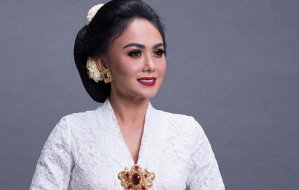 Yuni Shara Artis yang Peduli Pendidikan. (Foto: Instagram)