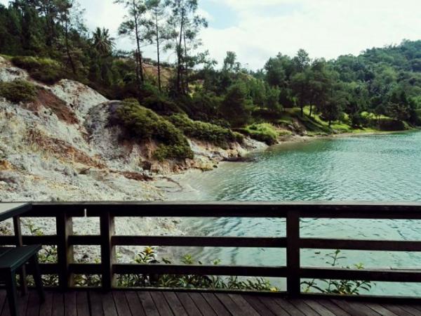 Danau Linow yang indah dipandang