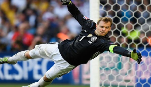 Manuel Neuer Manuel Neuer resmi perpanjang kontrak di Bayern Munchen (Foto: Bundesliga)
