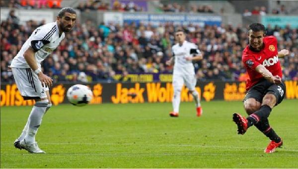 Van Persie Robin van Persie saat memperkuat Manchester United (foto: Twitter)