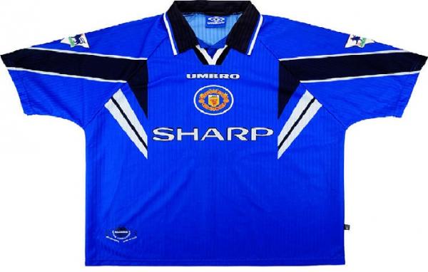 Jersey tandang MU 5 Kostum tandang Manchester United musim 1996/97