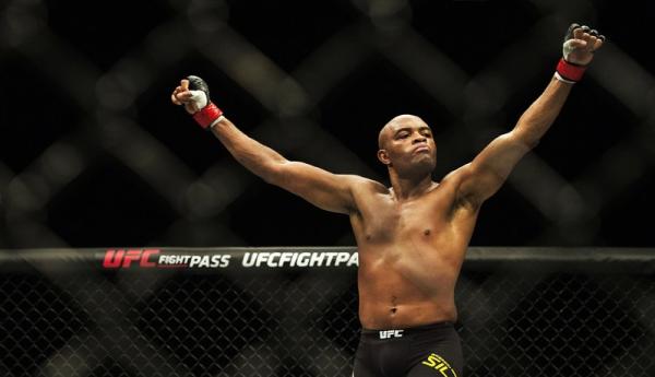 3 Anderson Silva