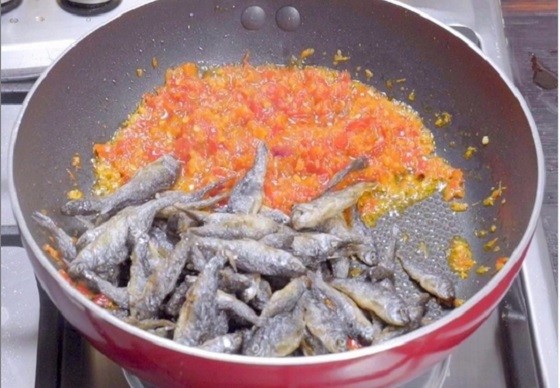 Ikan Bilis