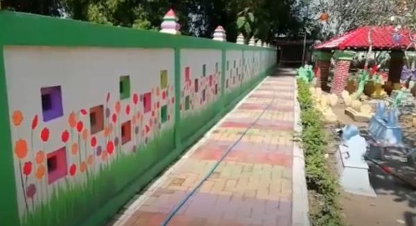27 Makam Warna Warni2