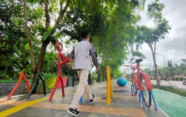 Trotoar pesepeda di Pontianak Ruang publik di Pontianak (Antara)