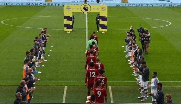 Guard of honour Liverpool