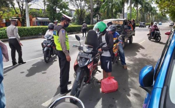 Operasi Patuh 2020 Satlantas Bitung Operasi Patuh 2020 Satlantas Kota Bitung (Foto : iNews.id/Arther)